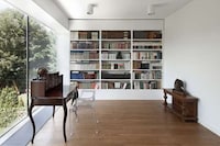 Modernized Baroque Housing Image 5
