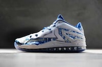 Basketball Star Sneakers Image 2