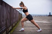Heart-Monitoring Sports Bras Image 6