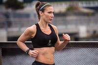 Heart-Monitoring Sports Bras Image 8