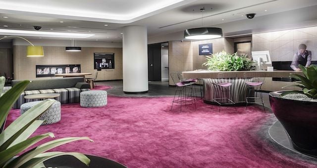 Open-Concept Hotel Lobbies