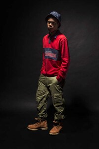 Urban 90s Lookbooks Image 2