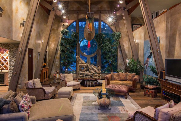 Nautical Lakeshore Abodes