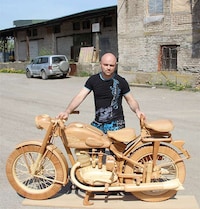 Realistically Carved Hogs Image 2