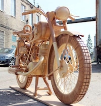 Realistically Carved Hogs Image 7