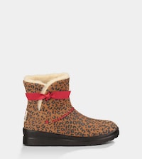 Social Media Footwear Campaigns Image 3