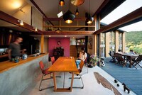 Mountain-Oriented Architecture Image 2