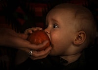 Divine Motherhood Photography Image 5