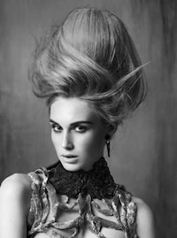Ballooning Hair Editorials Image 3