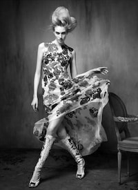 Ballooning Hair Editorials Image 5