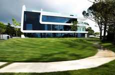 Sinuous Sculptural Abodes