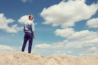 Denim-Clad Adventurer Editorials Image 6