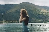 Sun-Drenched Outdoorsy Editorials Image 3