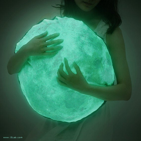 39 Lunar Design Finds