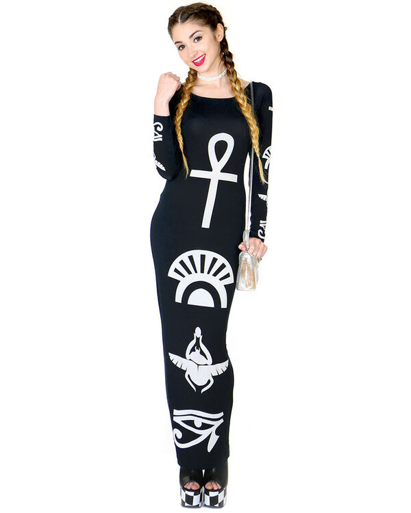 30 Unconventional Maxi Dresses