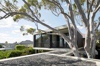 Modernist Zen Abodes Image 3