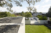 Modernist Zen Abodes Image 5