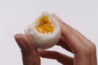 Self-Contained Froyo Balls Image 4