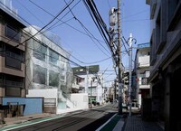 Contorted Building Facades Image 2