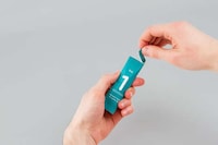 Travel Shaving Kits Image 5