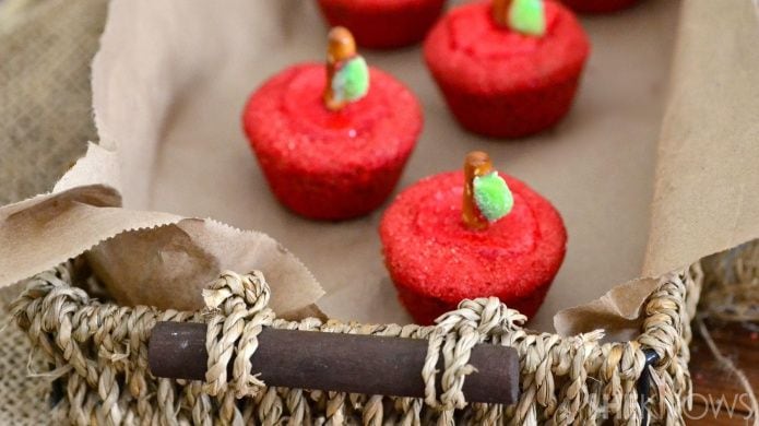 Apple-Shaped Cookies