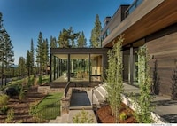 Monumental Mountainside Retreats Image 4