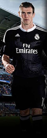 Dragon-Adorned Soccer Jerseys Image 3