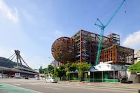 Spherical Theater Architecture Image 2