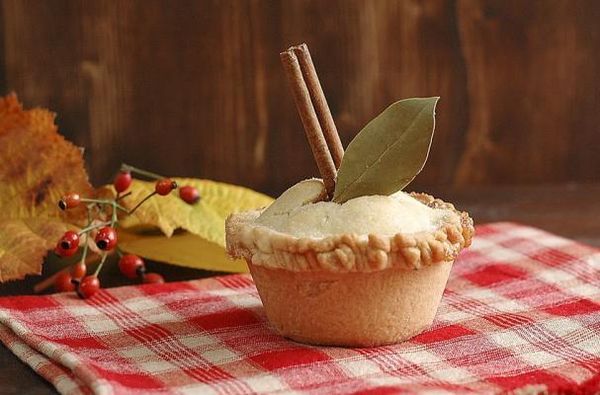 20 Delicious Fall Pie Recipes