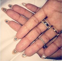 Bizarre Reverse Manicures Image 2