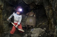 Hazardous Child Labor Photos Image 2