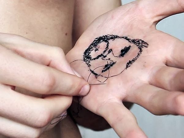 47 Atypical Embroidery Artworks