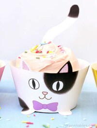 Animal-Themed Dessert Trays Image 6