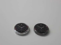 Sleek High-Tech Smartwatches Image 3