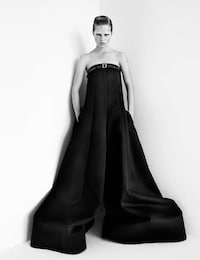 Avant-Garde Fall Fashion Image 4