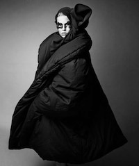 Avant-Garde Fall Fashion Image 8