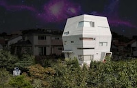 Brutalist Sci-Fi Houses Image 2