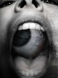 Freaky Photo Manipulations Image 3