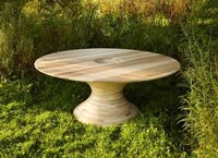 Dramatically Spherical Tables Image 2