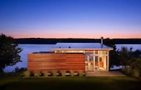Island Chalet Residences Image 4