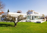 Magnificent Ivory Estates Image 2