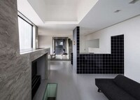 Slenderly Framed Abodes Image 5