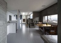 Slenderly Framed Abodes Image 8