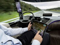 Luxury Self-Driving Trucks Image 5