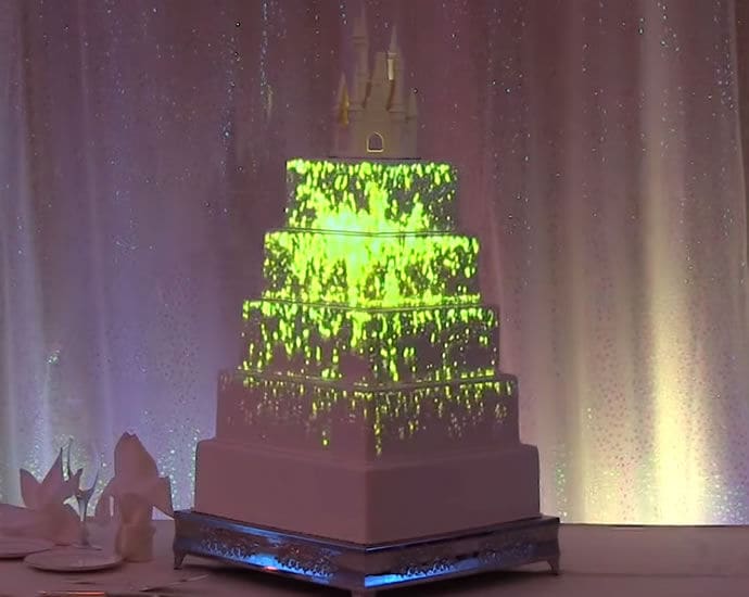 Magical Projection-Mapped Cakes