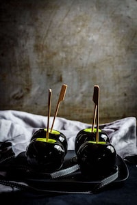 Sinister Candied Apples Image 2