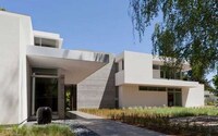 Trapezoidal Family Mansions Image 3