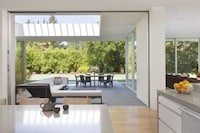 Trapezoidal Family Mansions Image 6