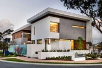 Extravagantly Futuristic Abodes Image 2