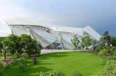 Dynamic Fashion Buildings